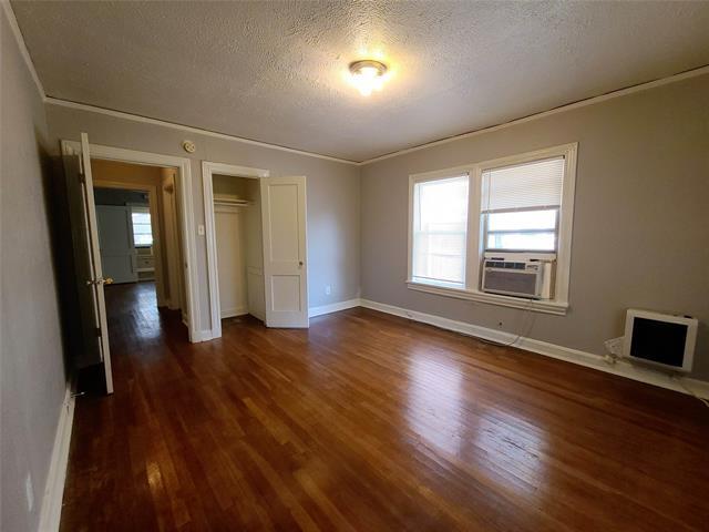 Building Photo - 5707 Ross Ave