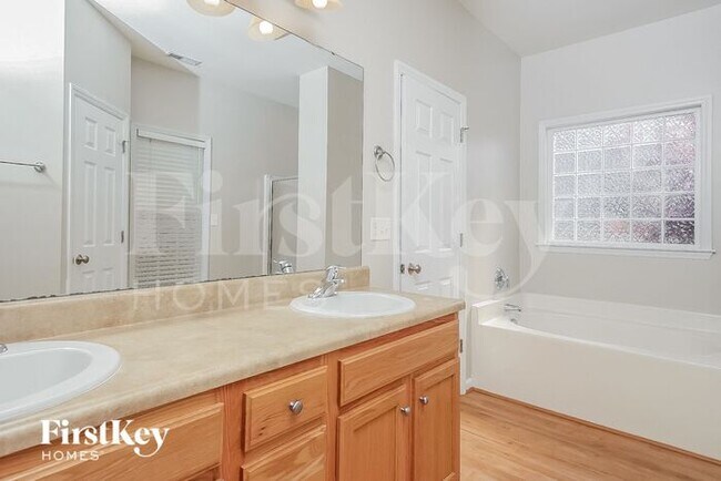 Building Photo - 651 Cotton Brook Dr