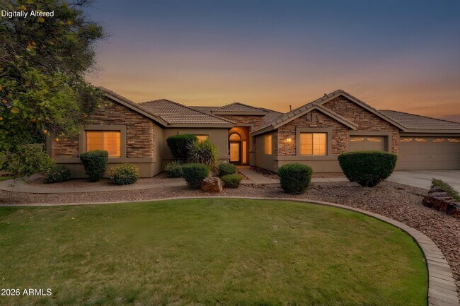 Building Photo - 4335 E Fox Cir