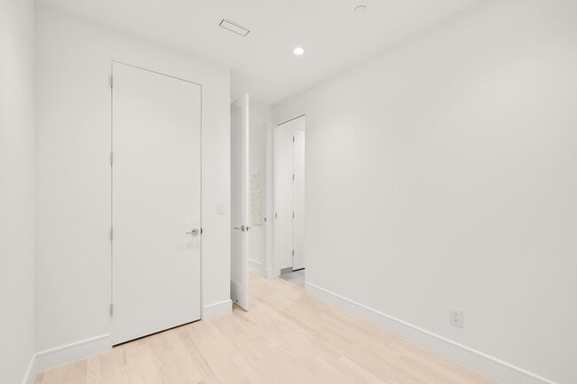 Building Photo - 1515 14th St NW