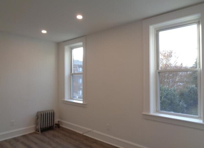 Building Photo - 81 Glenridge Ave
