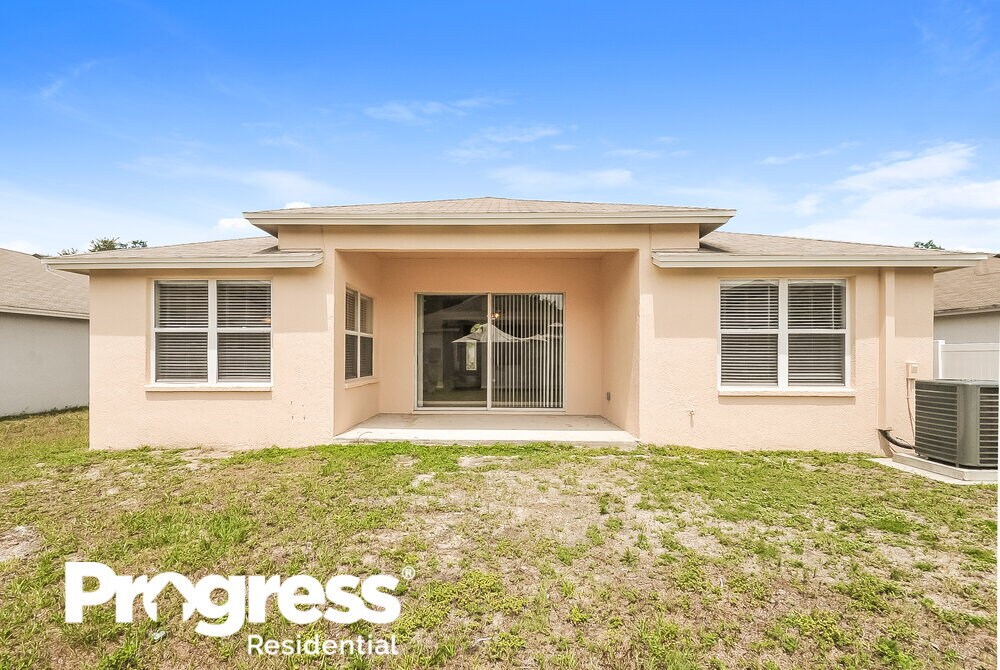 Building Photo - 1221 Barclay Wood Dr