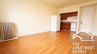 Building Photo - 2774 N Milwaukee Ave