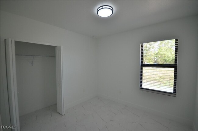 Building Photo - 2188 Barker Blvd