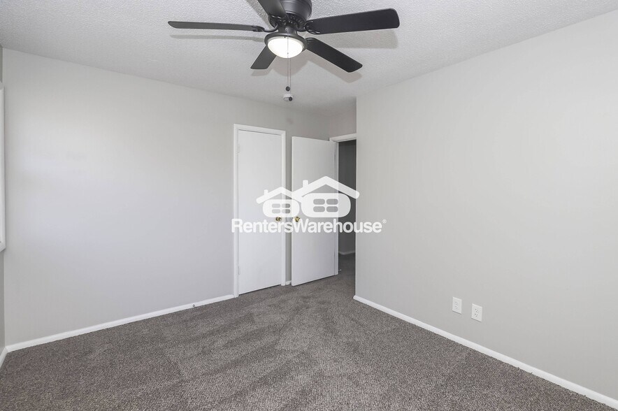 Building Photo - 4714 E 40th Terrace