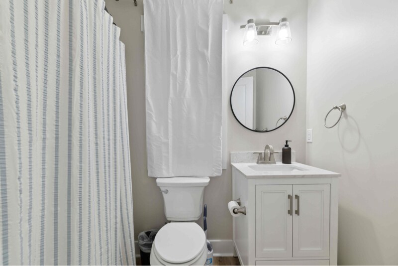 Building Photo - 5069 Peachtree Ave