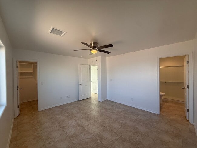 Building Photo - 953 Berk Ave