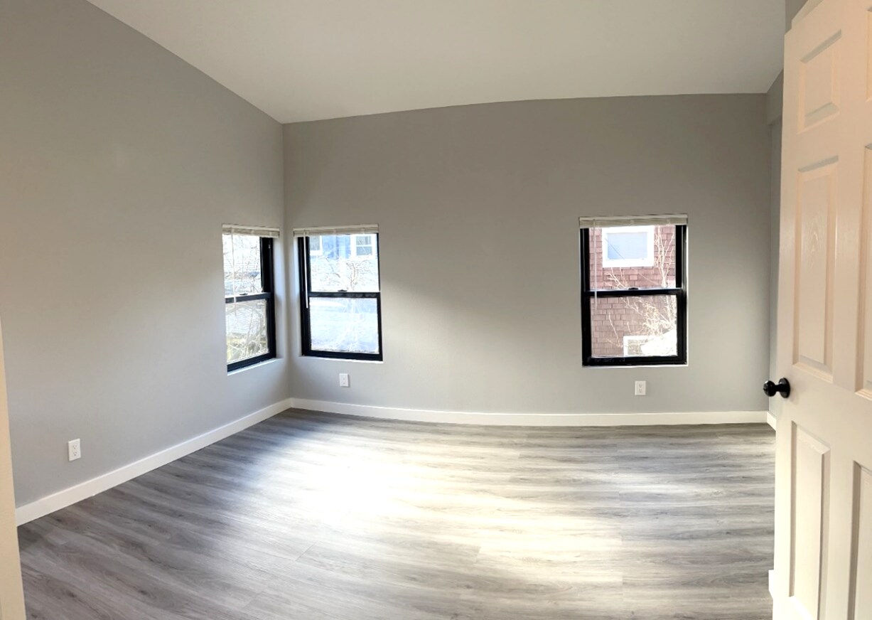 Building Photo - 1441 Josephine St