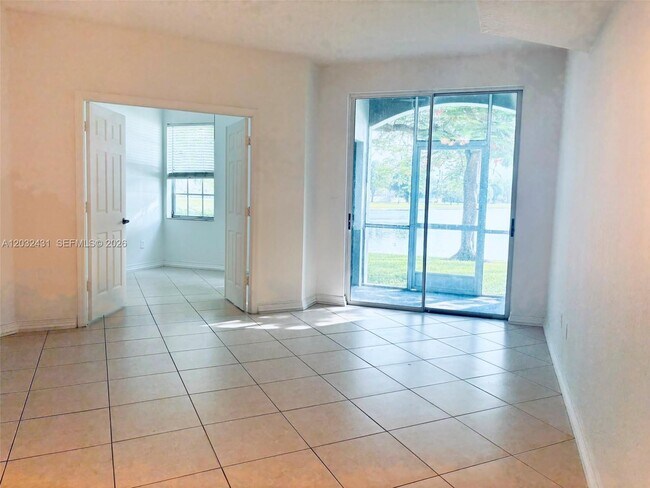 Building Photo - 715 SW 148th Ave