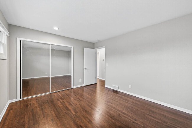 Building Photo - 3953 Arthur St NE