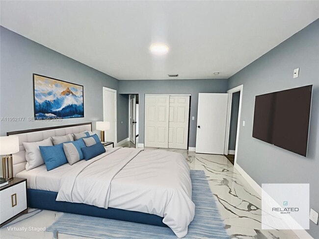 Building Photo - 3297 SW 26th St