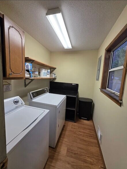 Building Photo - 113 Moss Ln