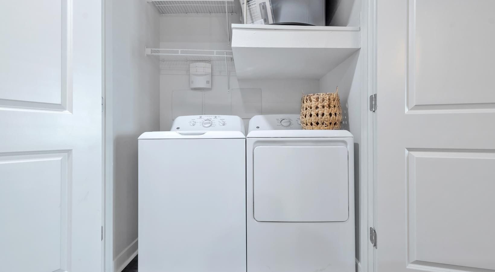 Building Photo - 2627 Live Oak St