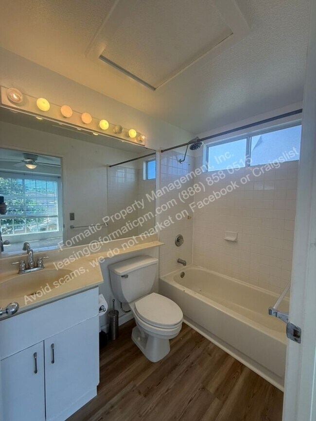 Building Photo - 94-540-540 Lumiauau St