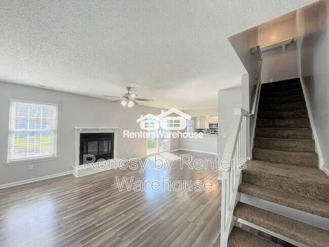 Building Photo - 651 Ridge Cir
