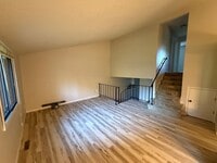 Building Photo - 9390-9392 176th St W