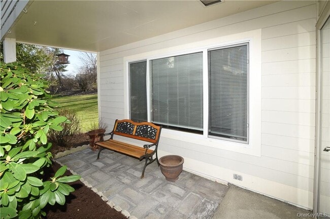 Building Photo - 1403 Eagles Ridge Rd