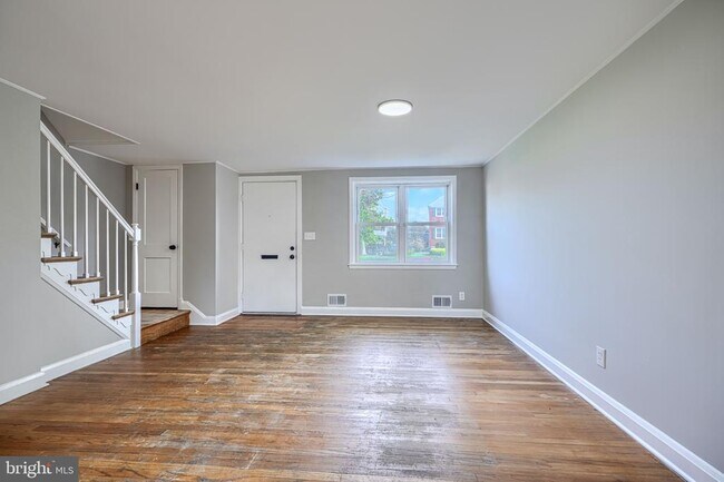 Building Photo - 1207 Dalton Rd