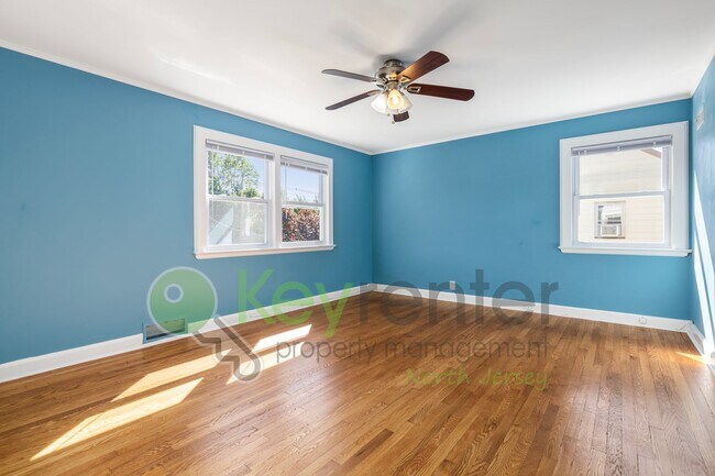 Building Photo - 355 Watchung Ave
