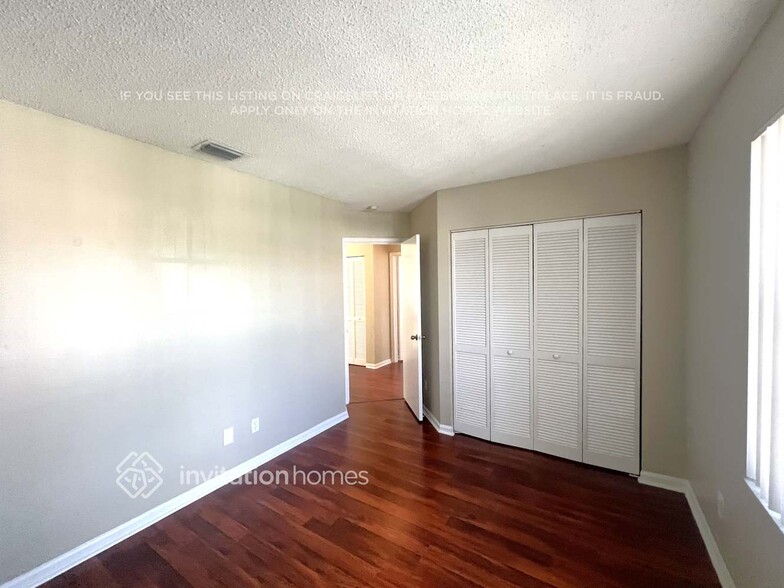 Building Photo - 11228 NW 46th Dr