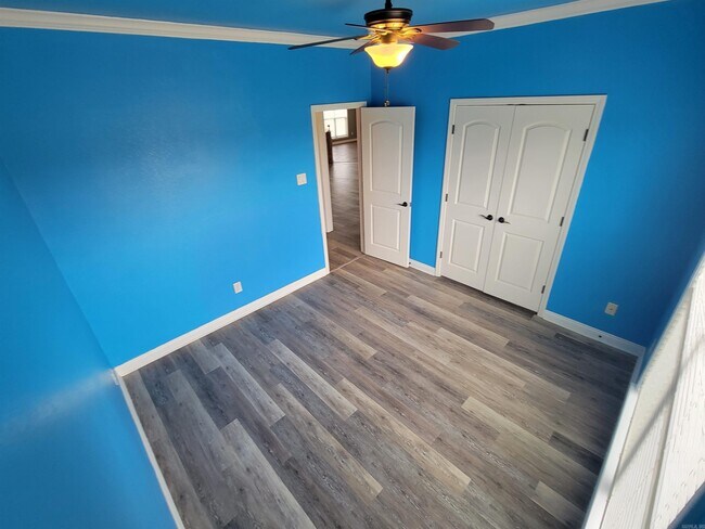 Building Photo - 12729 Secretariat Dr