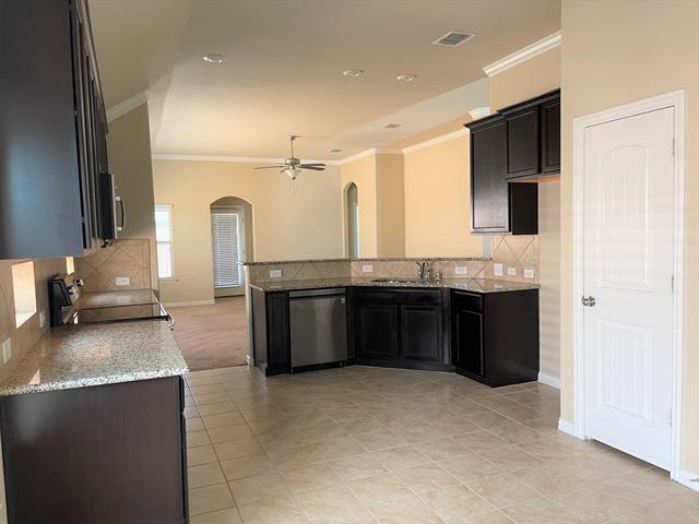 Building Photo - 4709 River Edge Pl