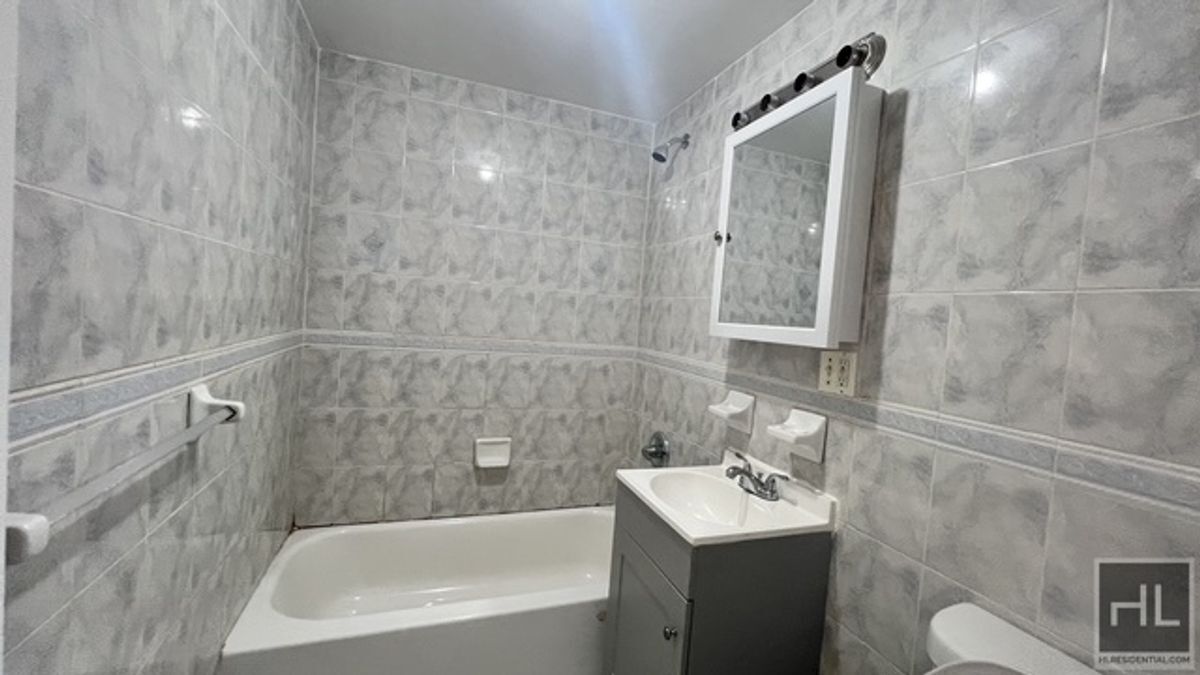 Building Photo - 548 Rockaway Ave