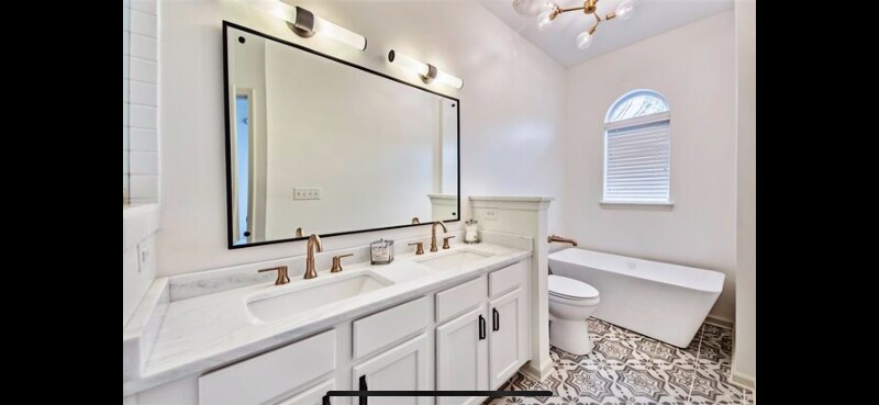 Building Photo - 1454 Island Town Cove