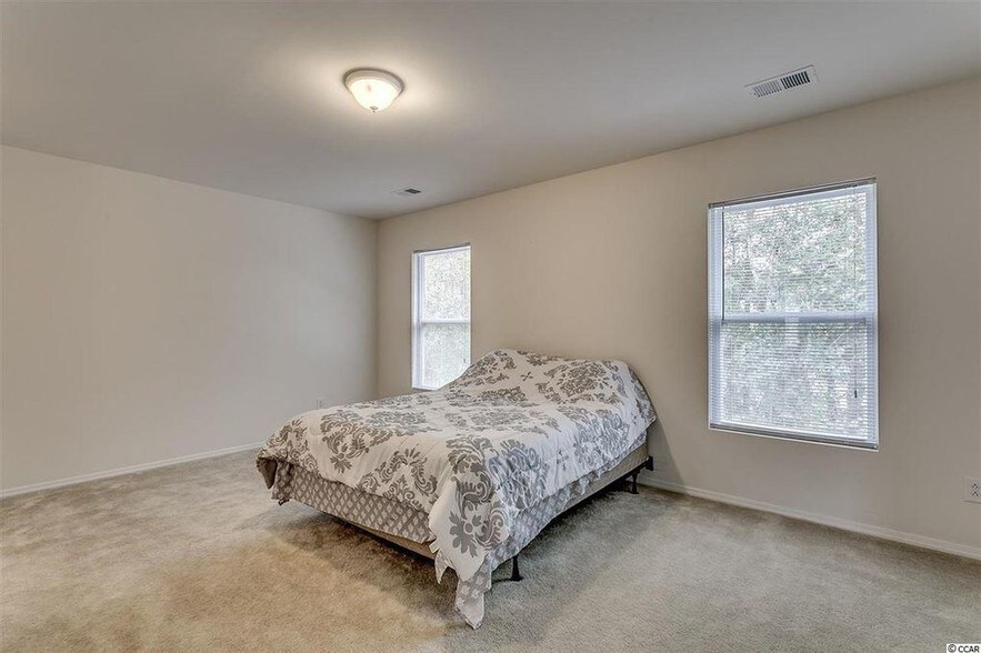 Building Photo - 190 Olde Towne Way