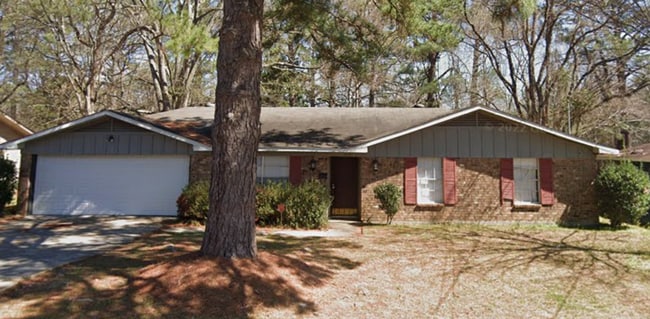 Primary Photo - 3 bedroom 2 bath home available for rent