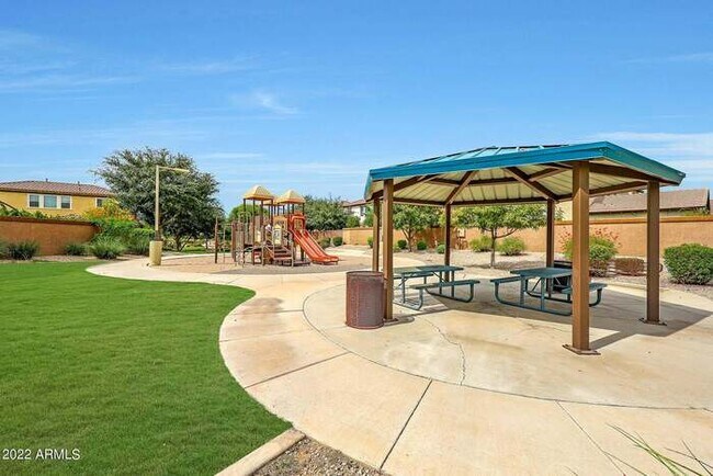 Building Photo - GREAT Chandler Home