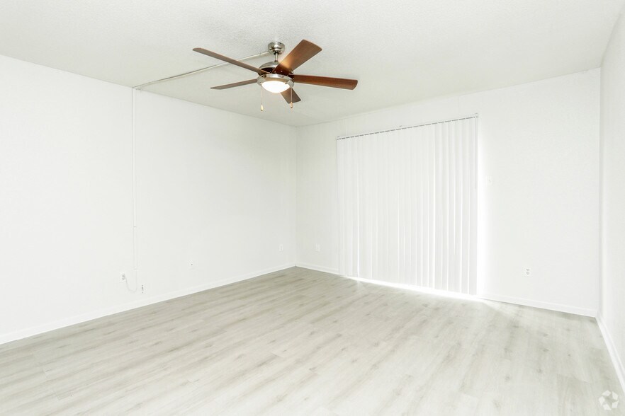 The Oaks Apartments 700 Hickory Dr Huntsville TX 77320 Apartment Finder