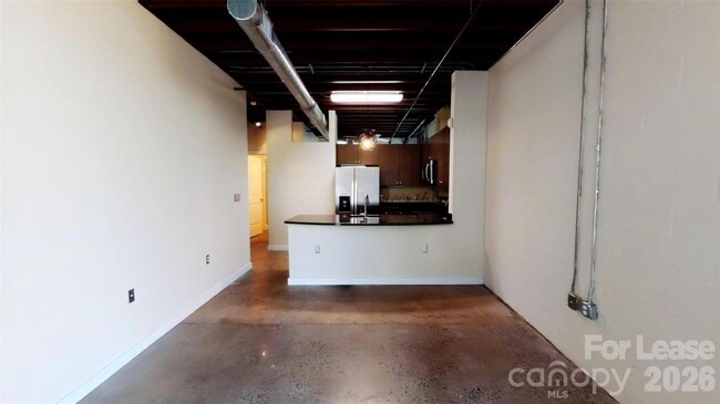 Building Photo - 800 Academy St