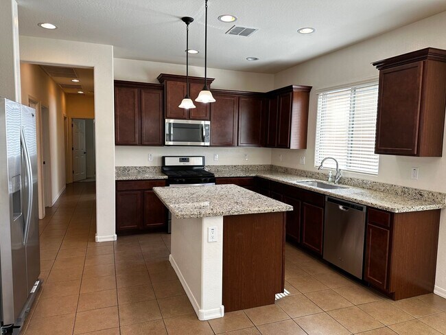 Building Photo - 4 BD + DEN IN CORTESSA IN WADDELL