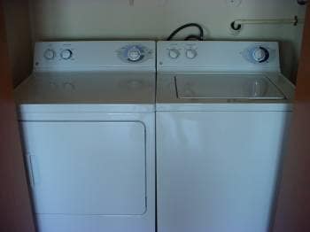 Building Photo - 6005 Chapel Hill Blvd