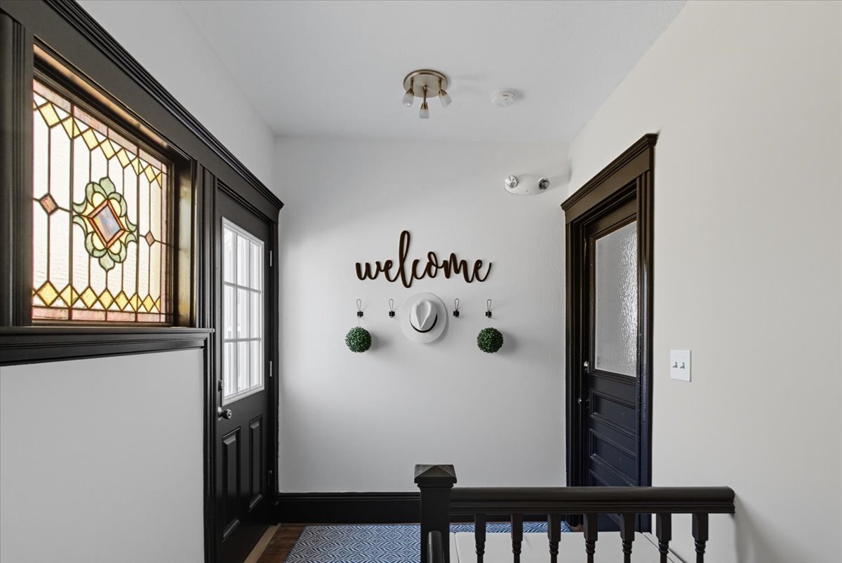 Building Photo - 663 Adams St