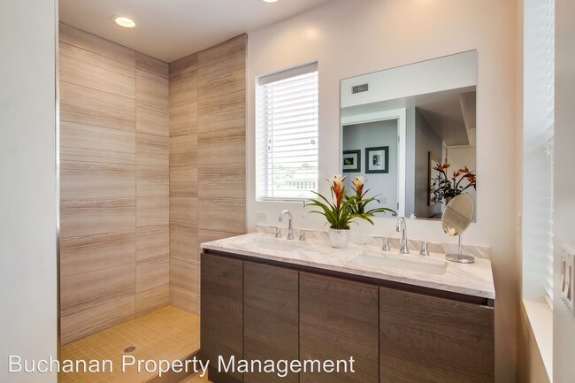 Building Photo - 2902-2912 Jarvis St