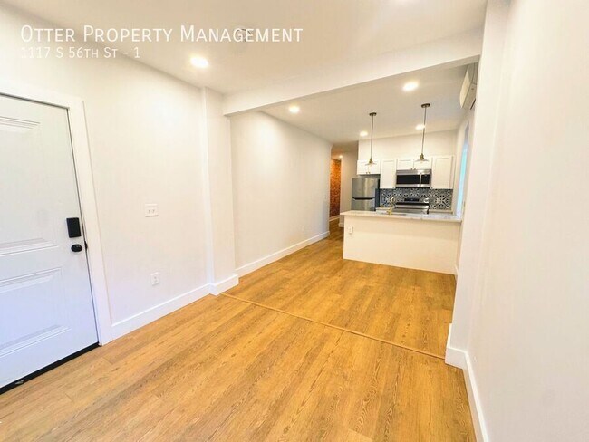 Building Photo - 1117 S 56th St