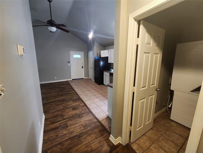 Building Photo - 2714 Whitis Ave