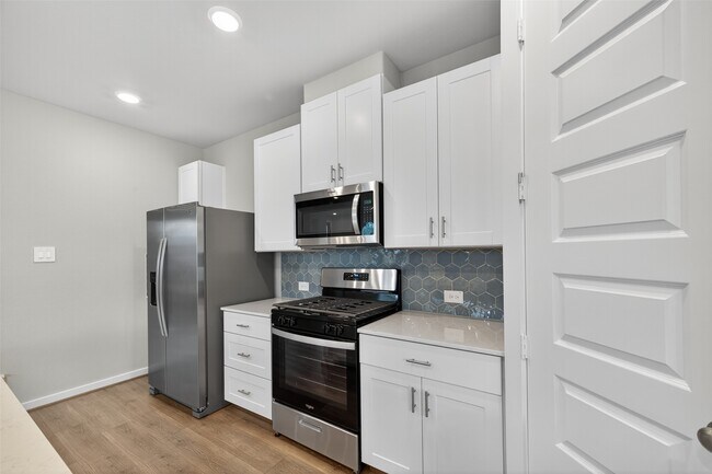 Building Photo - 4121 Fig Grv St
