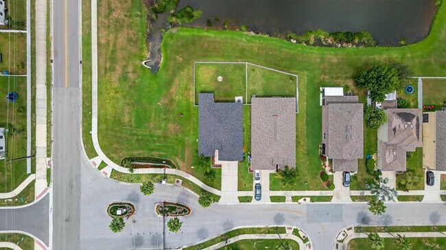 Building Photo - 1108 Beech Grove Pl