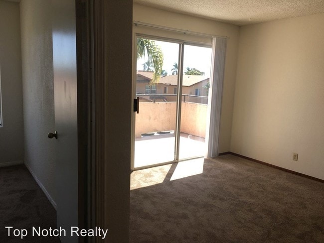 Building Photo - 4270 Highland Ave