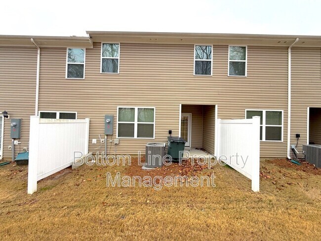 Building Photo - 8109 Murray Br Dr