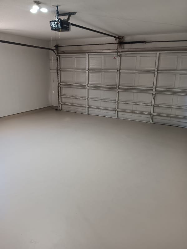 Building Photo - 309 Skyway Ln