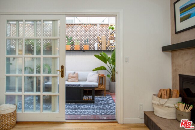 Building Photo - 8130 Redlands St