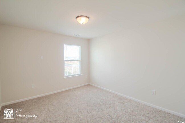 Building Photo - 1860 Villena Dr