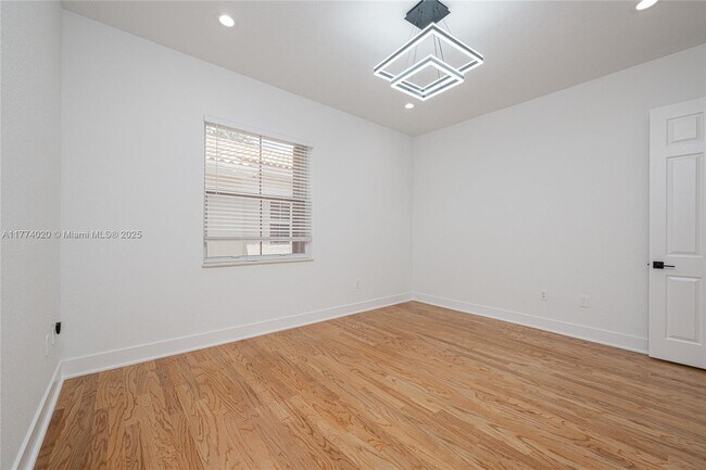 Building Photo - 1455 Breakwater Terrace
