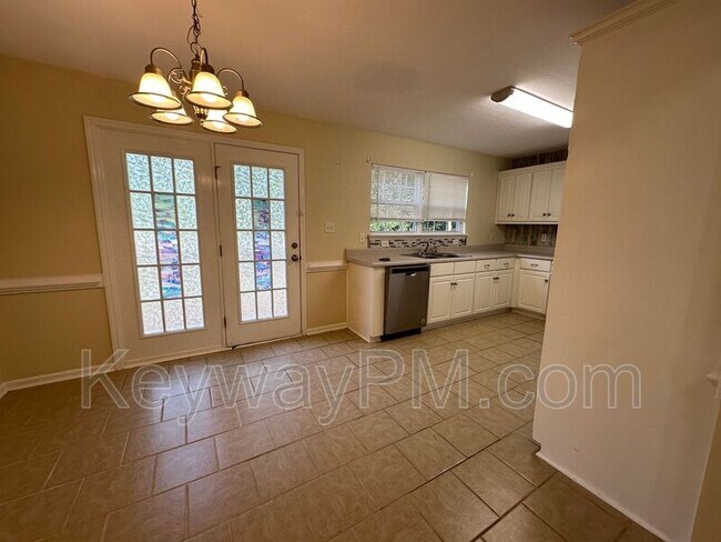 Building Photo - 2064 Summerton Cir