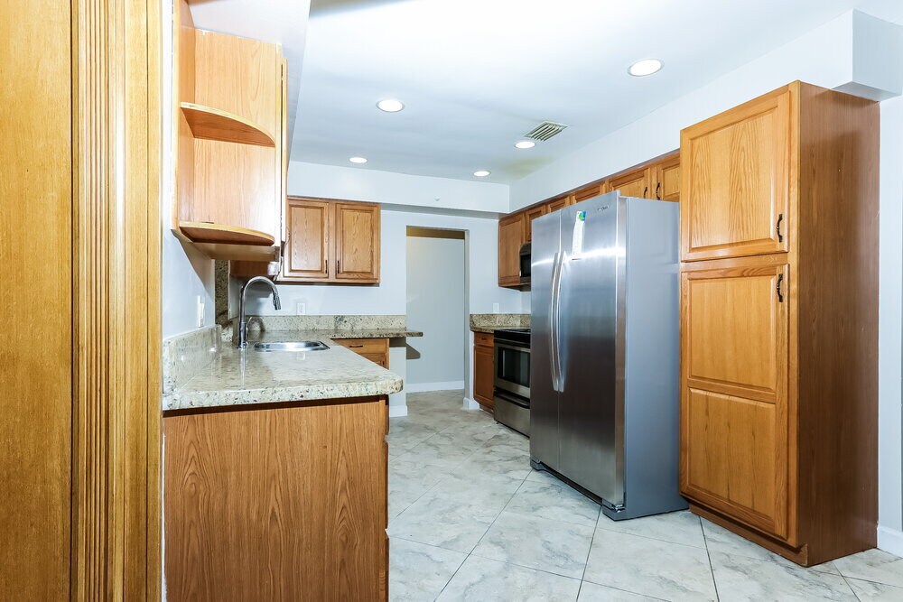 Building Photo - 22025 Flanders Ct