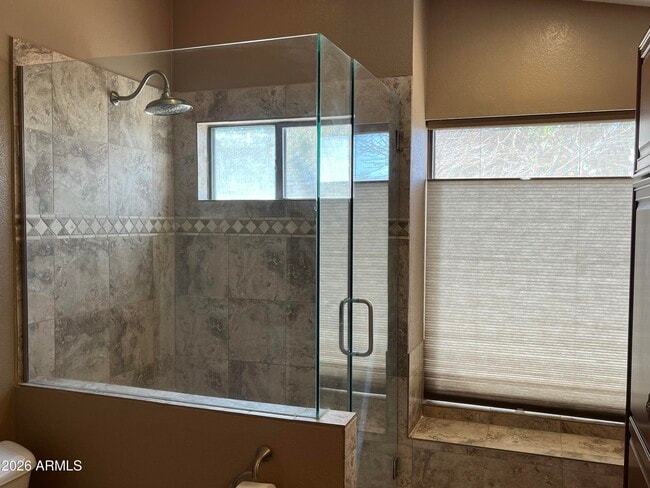 Building Photo - 3921 E Graythorn St